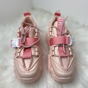 Pink Sneakers - Size 7 - Stylish - Perfect Condition Never Worn 😍